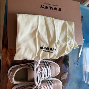 Burberry White and Gray Sneakers